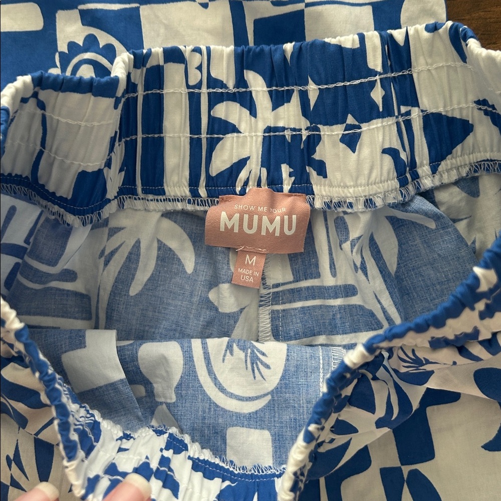 Show Me Your Mumu Blue and White Patterned Shirt and Shorts Set M - Picture 3 of 4